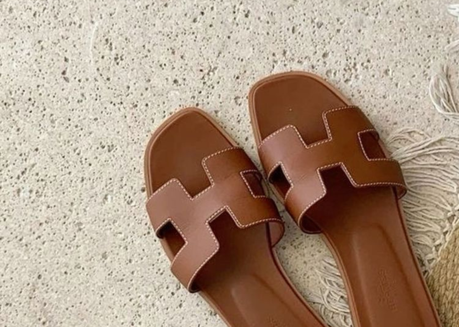 Witte hermes slippers hotsell