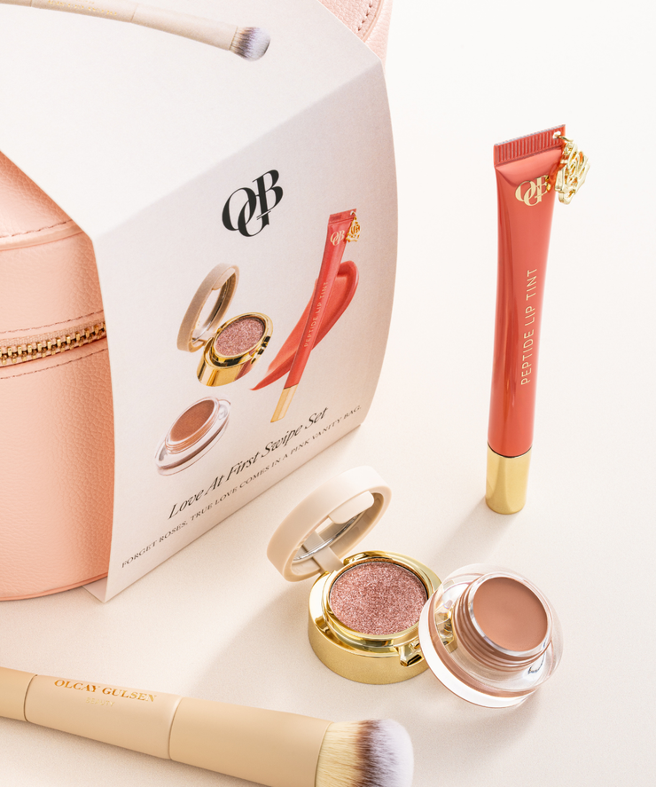 Love At First Swipe Set Wonder Bundle