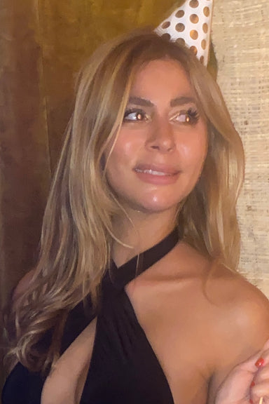 [DOLSHE:] flawless skin in de club